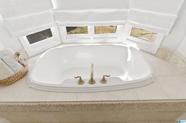 2301 LONGLEAF WAY, Vestavia Hills, AL 35243