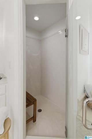 2301 LONGLEAF WAY, Vestavia Hills, AL 35243