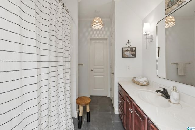 2301 LONGLEAF WAY, Vestavia Hills, AL 35243