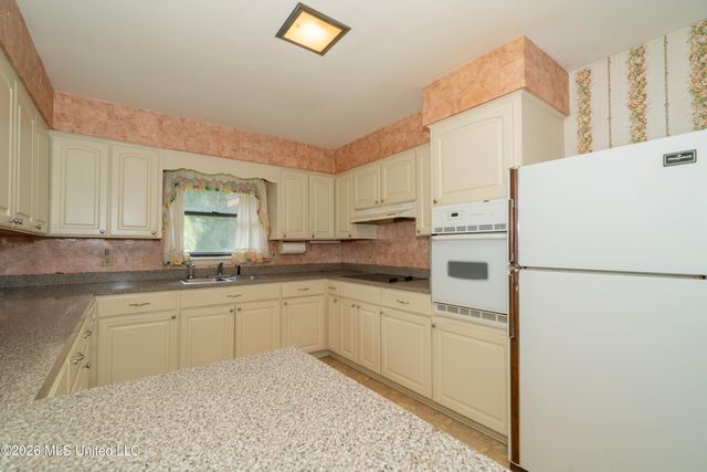 24 45th Street, Gulfport, MS 39507
