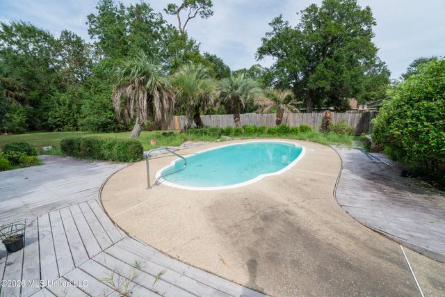 24 45th Street, Gulfport, MS 39507