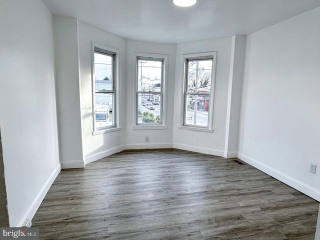 255 3RD ST, Gloucester City, NJ 08030