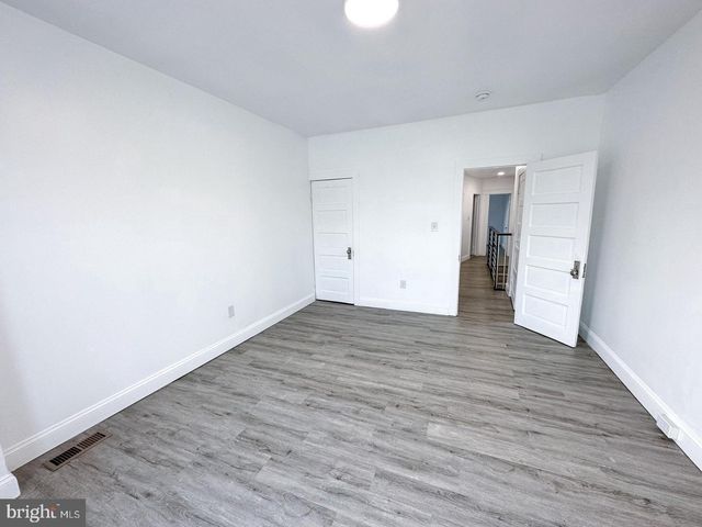 255 3RD ST, Gloucester City, NJ 08030