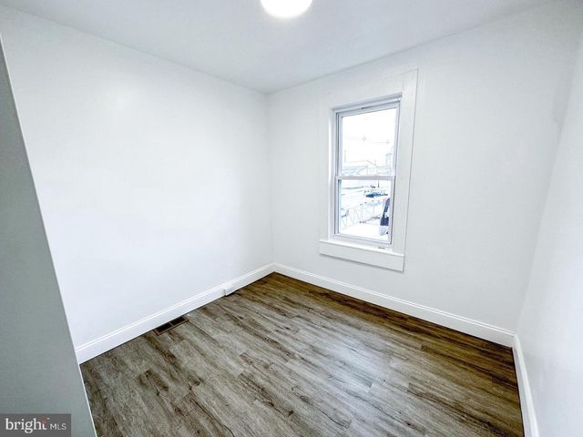 255 3RD ST, Gloucester City, NJ 08030