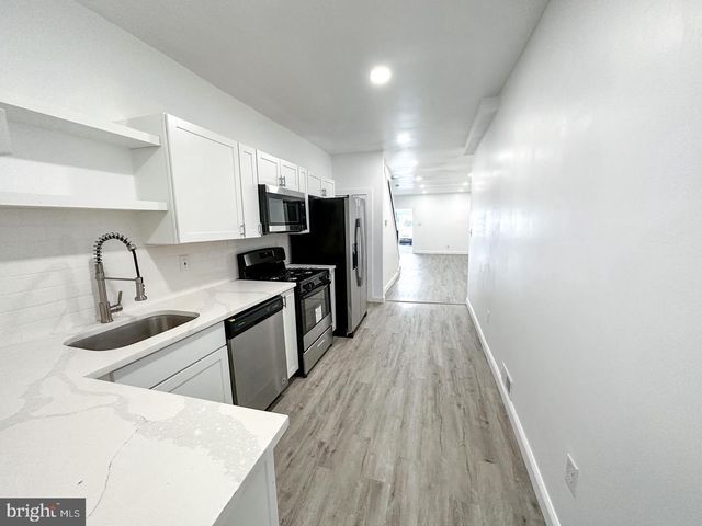 255 3RD ST, Gloucester City, NJ 08030