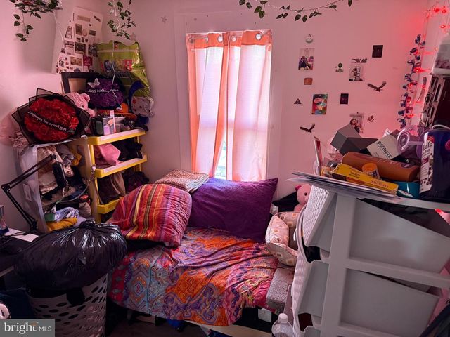 255 3RD ST, Gloucester City, NJ 08030