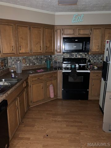 6118 Willow Glen Drive, Montgomery, AL 36117