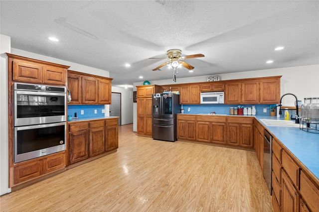 9336 Highway 412 Alt., Twin Oaks, OK 74368