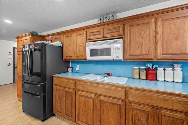 9336 Highway 412 Alt., Twin Oaks, OK 74368