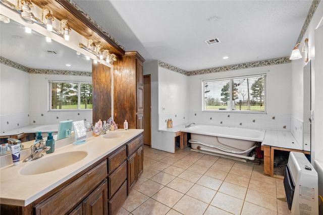 9336 Highway 412 Alt., Twin Oaks, OK 74368