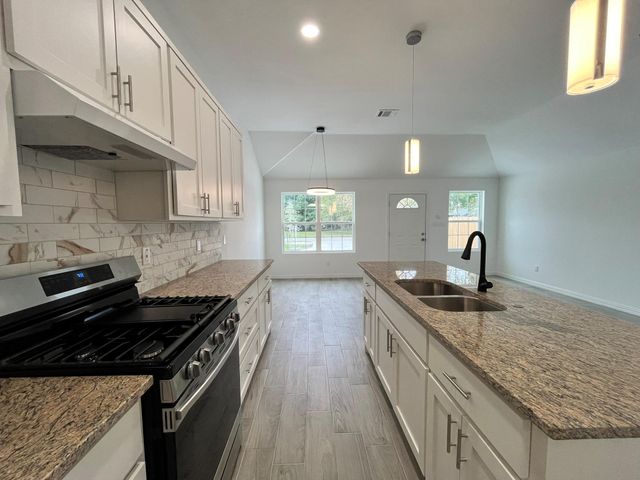 5706 Howell Street A, Houston, TX 77032