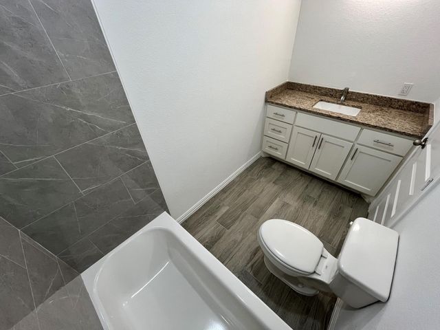 5706 Howell Street A, Houston, TX 77032