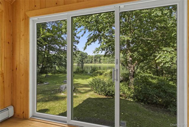 4 Loggers Court, Carmel, NY 10512