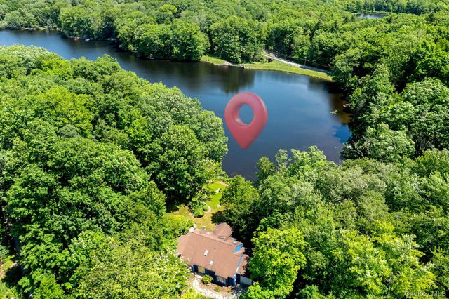 4 Loggers Court, Carmel, NY 10512