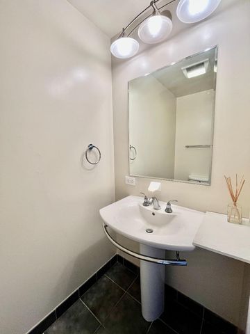 88 E San Fernando Street 1203, San Jose, CA 95113