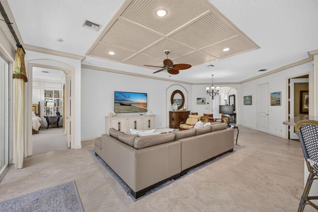 11558 Villa Vasari Drive, Palm Beach Gardens, FL 33418