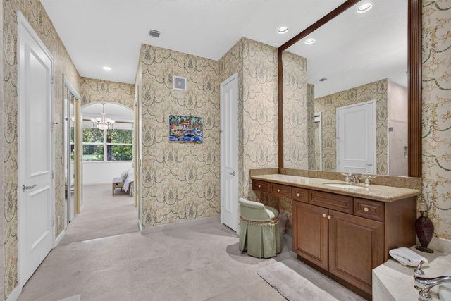 11558 Villa Vasari Drive, Palm Beach Gardens, FL 33418