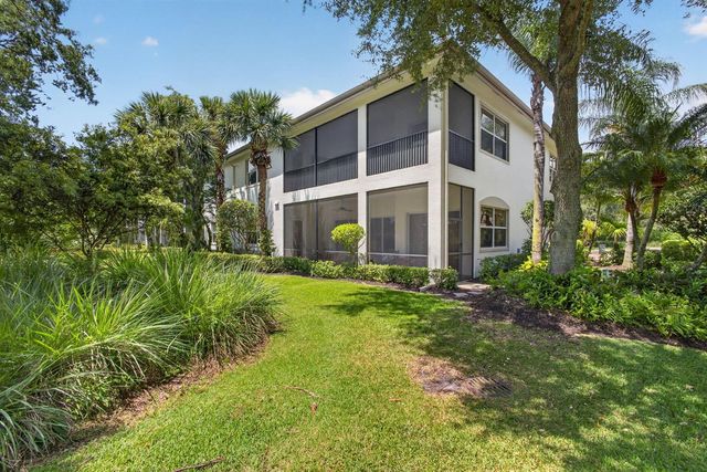11558 Villa Vasari Drive, Palm Beach Gardens, FL 33418