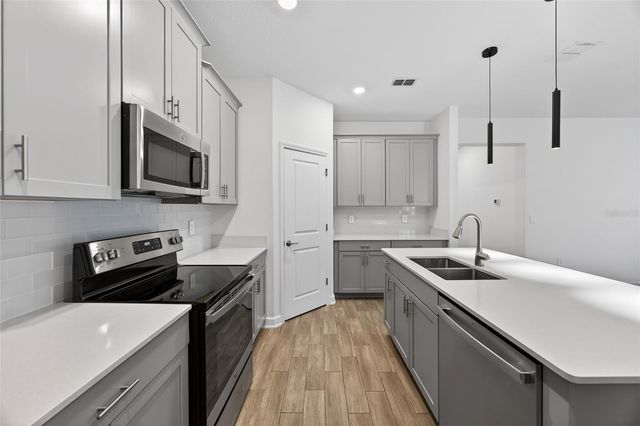 11128 LORE WAY, Orlando, FL 32832