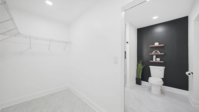 8257 S Blackstone Avenue, Chicago, IL 60619