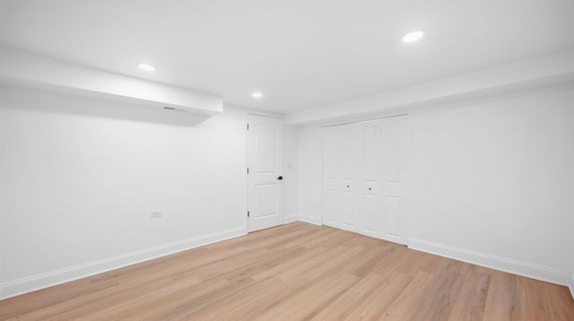 8257 S Blackstone Avenue, Chicago, IL 60619