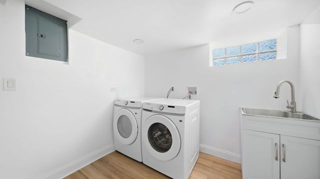 8257 S Blackstone Avenue, Chicago, IL 60619