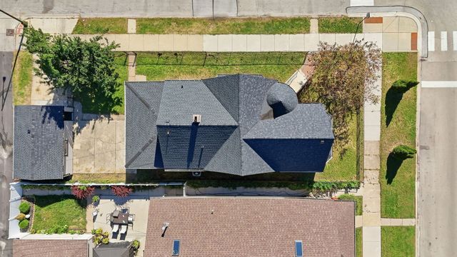 8257 S Blackstone Avenue, Chicago, IL 60619