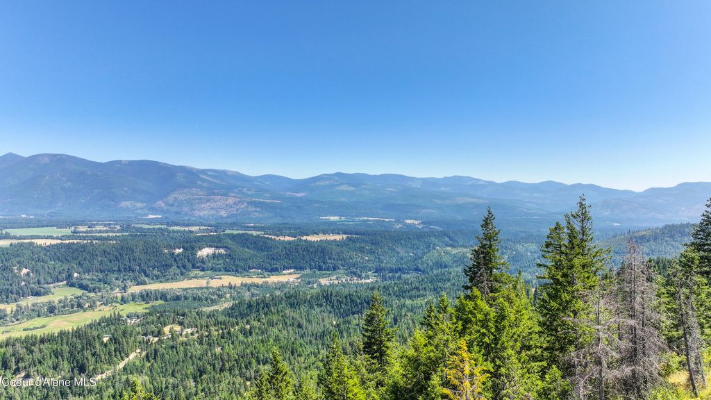 NKA Juniper Ln, Naples, ID 83847 photo 2