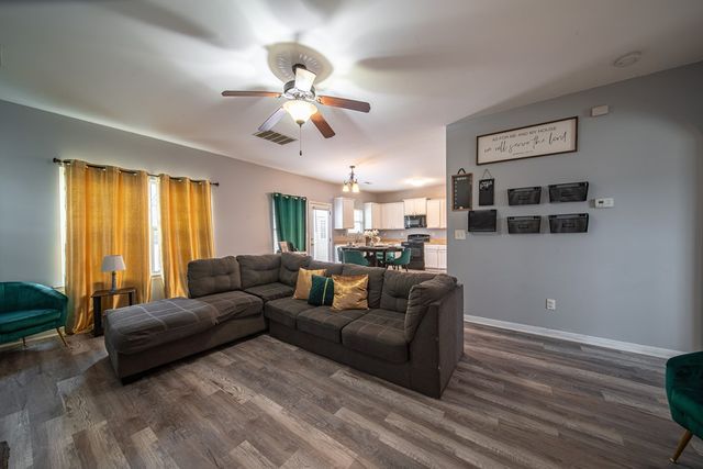 33 Churchill Drive, Fort Mitchell, AL 36856