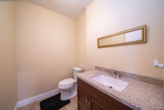 33 Churchill Drive, Fort Mitchell, AL 36856