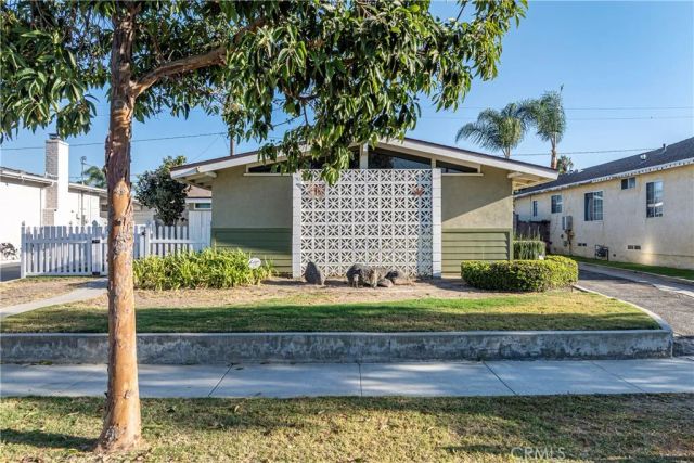 11636 Parkmead Street North, Santa Fe Springs, CA 90670