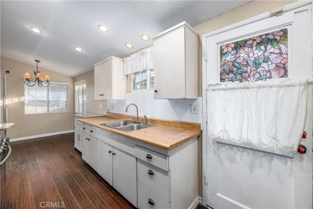 11636 Parkmead Street North, Santa Fe Springs, CA 90670