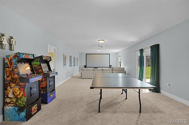 240 Meridian Oaks Drive, Glen Carbon, IL 62034