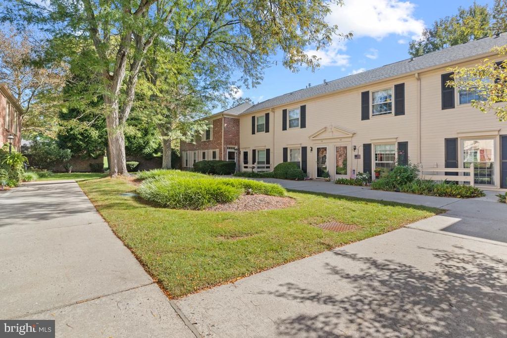 176 CHESHIRE DR, Penllyn, PA 19422 — photo 4