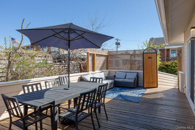 485 Bayberry Walk, Ocean Beach, NY 11770