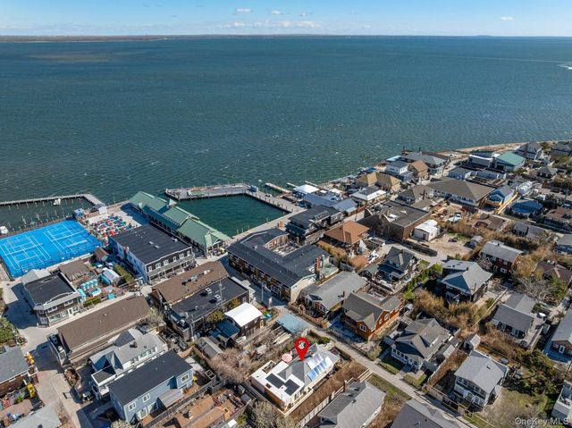 485 Bayberry Walk, Ocean Beach, NY 11770
