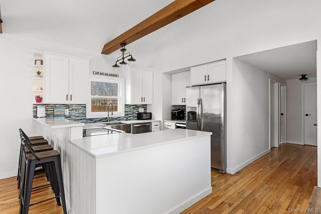 485 Bayberry Walk, Ocean Beach, NY 11770