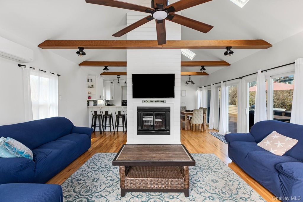 485 Bayberry Walk, Ocean Beach, NY 11770