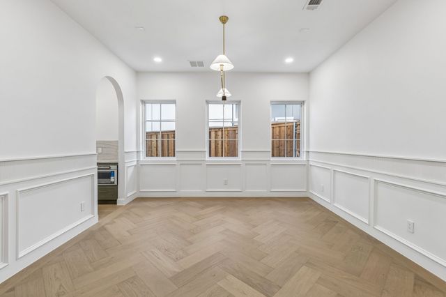 7107 Coronado Avenue, Dallas, TX 75214