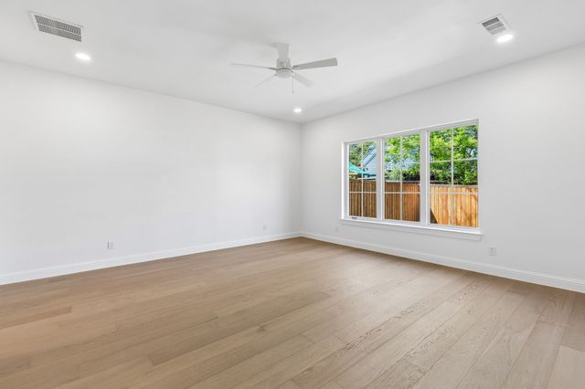 7107 Coronado Avenue, Dallas, TX 75214