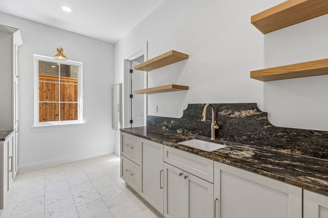 7107 Coronado Avenue, Dallas, TX 75214