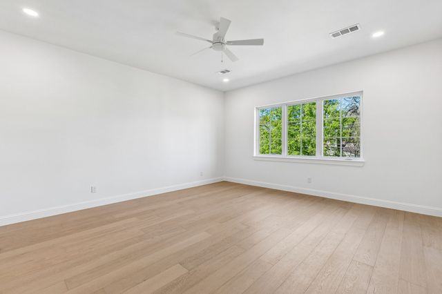 7107 Coronado Avenue, Dallas, TX 75214