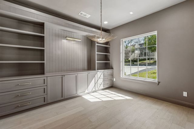 7107 Coronado Avenue, Dallas, TX 75214