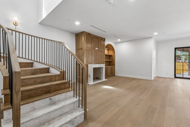 7107 Coronado Avenue, Dallas, TX 75214