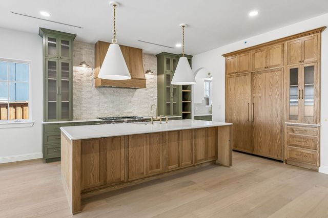 7107 Coronado Avenue, Dallas, TX 75214