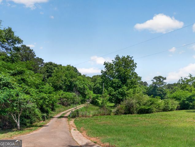 201 Cove Access Road, Talladega, AL 35160