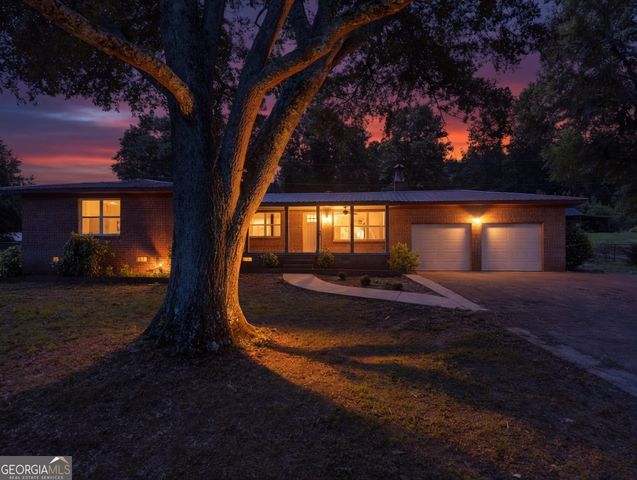 201 Cove Access Road, Talladega, AL 35160