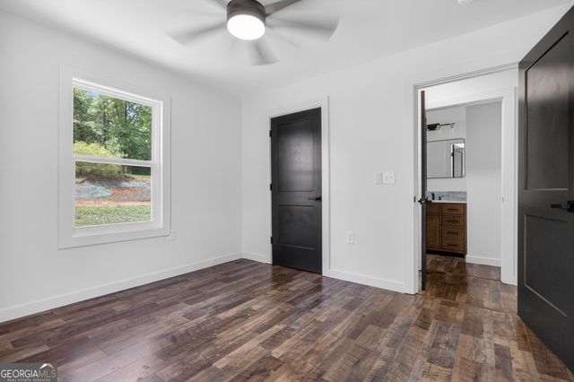 201 Cove Access Road, Talladega, AL 35160