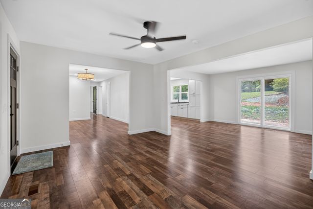 201 Cove Access Road, Talladega, AL 35160