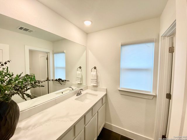 1809 Nettletree Rd, New Braunfels, TX 78132